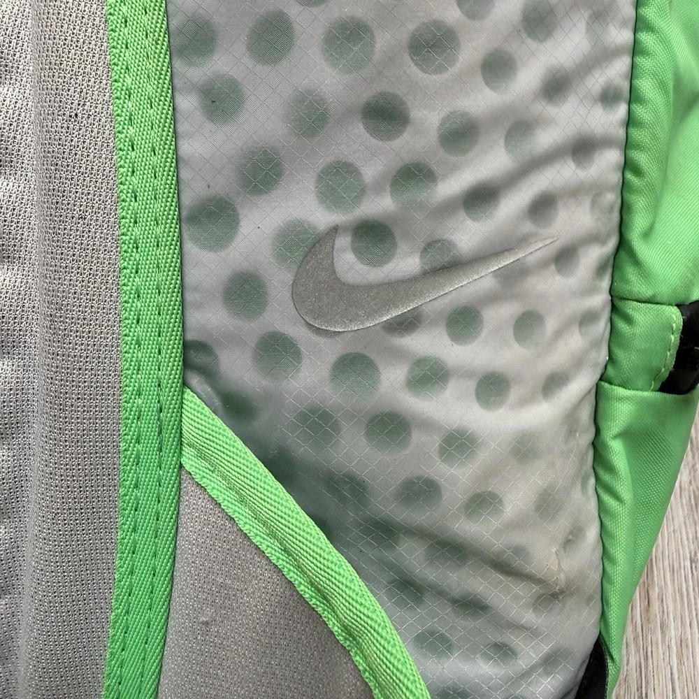 NIKE Cheyenne VAPOR HYPERVOID Running Aerospan BACKPACK Bag Green Wet Storage
